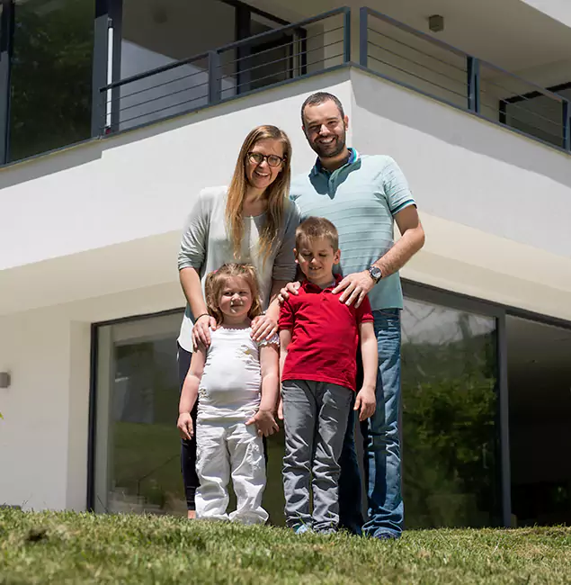 Why Fairfax Trusts Fairfax Pest Control Pros for Carpenter Bee Removal?